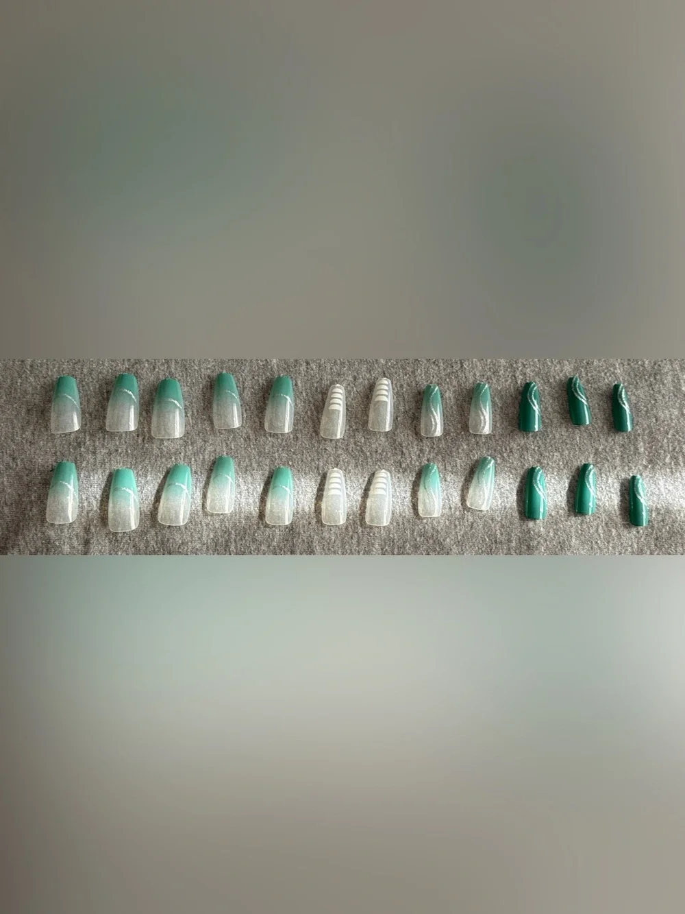 Green Ombre Press-On Nails Set